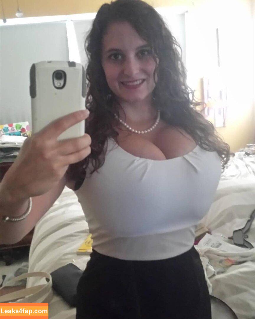 Avery Harwood / avery_harwood / https: / sundreamsharwood_official слитое фото фото #0153