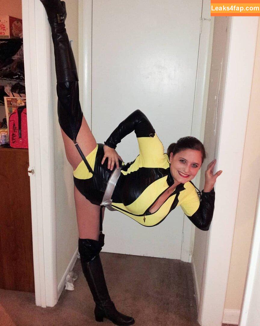 Avery Harwood / avery_harwood / https: / sundreamsharwood_official leaked photo photo #0247