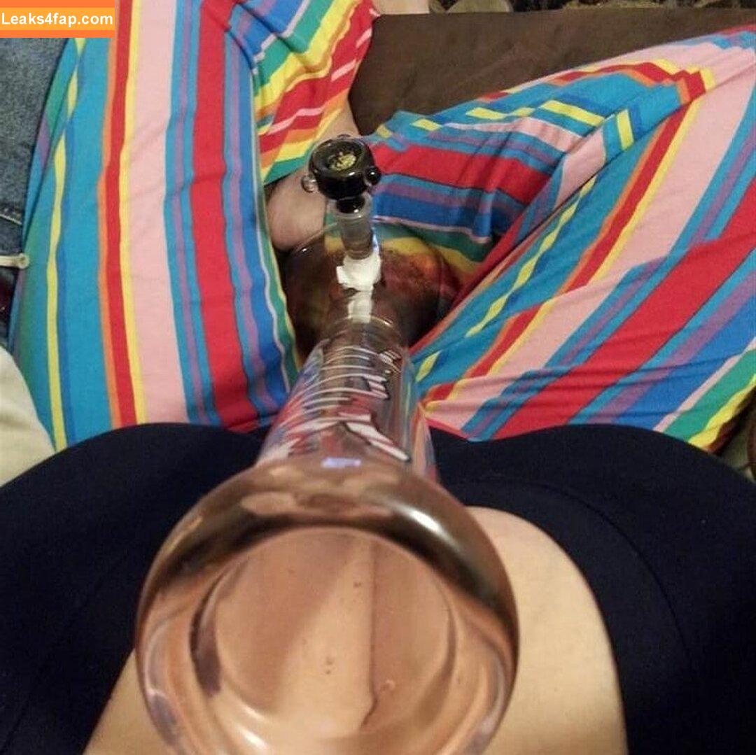 Avery Harwood / avery_harwood / https: / sundreamsharwood_official leaked photo photo #0303