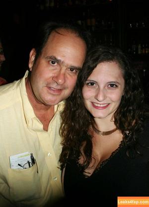 Avery Harwood photo #0005