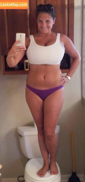 Avery Harwood photo #0035