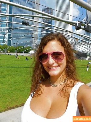 Avery Harwood photo #0036