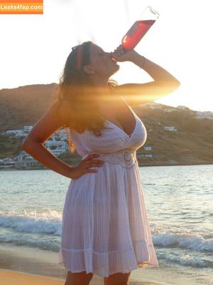 Avery Harwood photo #0053