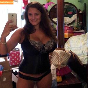 Avery Harwood photo #0100