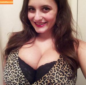 Avery Harwood photo #0131