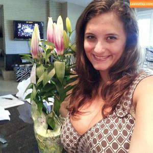 Avery Harwood photo #0148