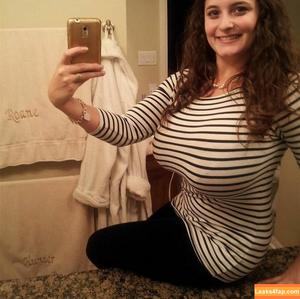 Avery Harwood photo #0150