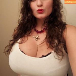 Avery Harwood photo #0161