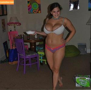 Avery Harwood photo #0225