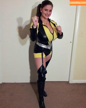 Avery Harwood photo #0241