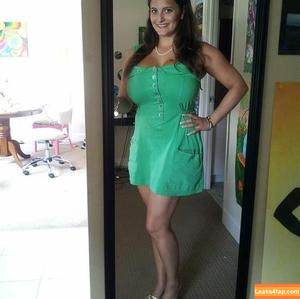 Avery Harwood photo #0264