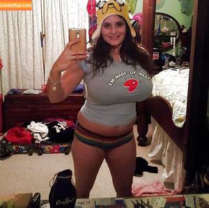 Avery Harwood photo #0266