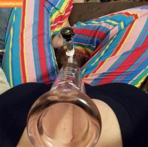 Avery Harwood photo #0303