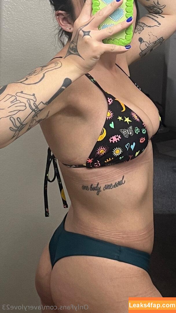 averylove23 / averylaine23 leaked photo photo #0009