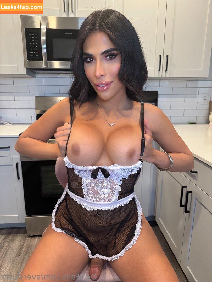 averylustx /  leaked photo photo #0043