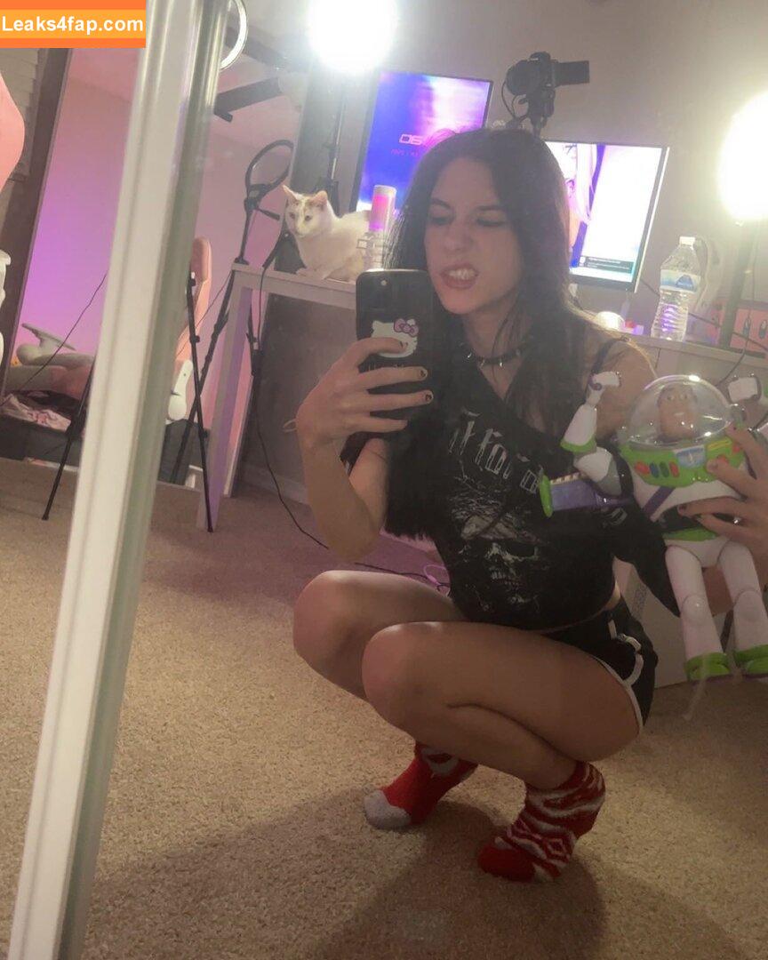 Aveziezz leaked photo photo #0005