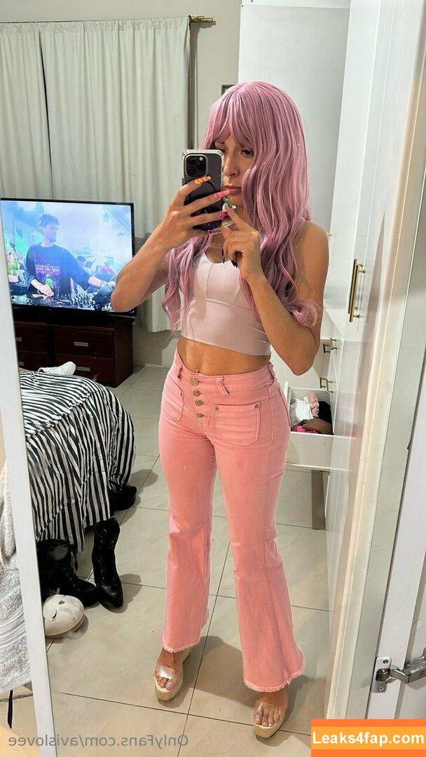 avislovee / _avislove_ leaked photo photo #0114