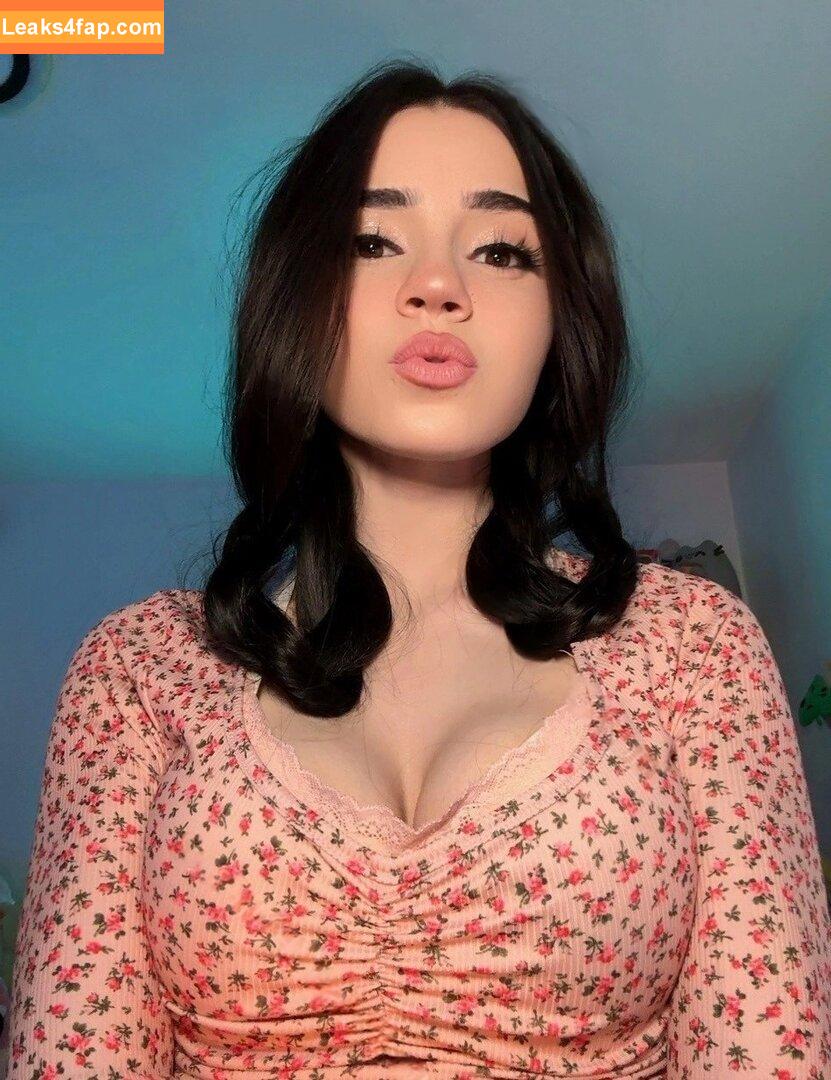 avivasofia / misopacketbae / oxythoughtin leaked photo photo #0009