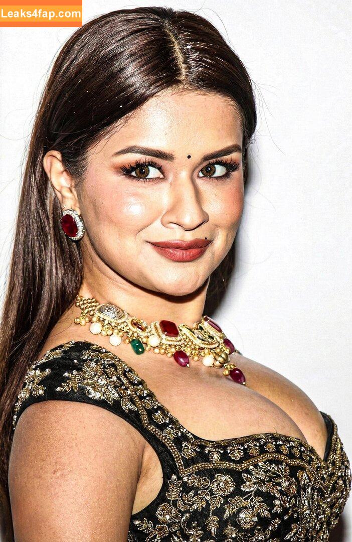 Avneet Kaur / avneetkaur_13 leaked photo photo #0113