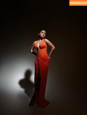 Avneet Kaur photo #0071