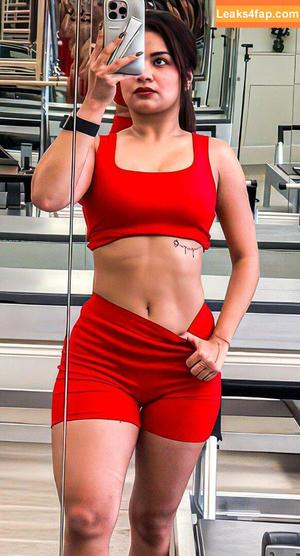 Avneet Kaur photo #0101