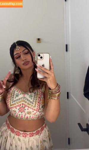 Avneet Kaur photo #0127