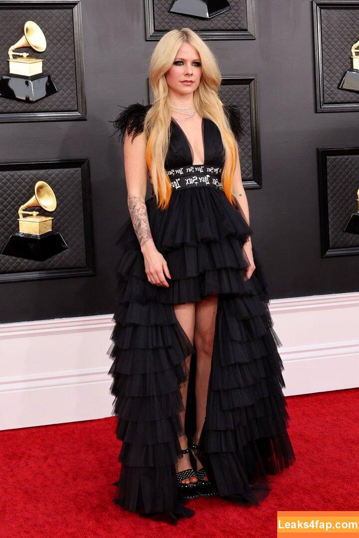 Avril Lavigne / AvrilLavigne leaked photo photo #0002