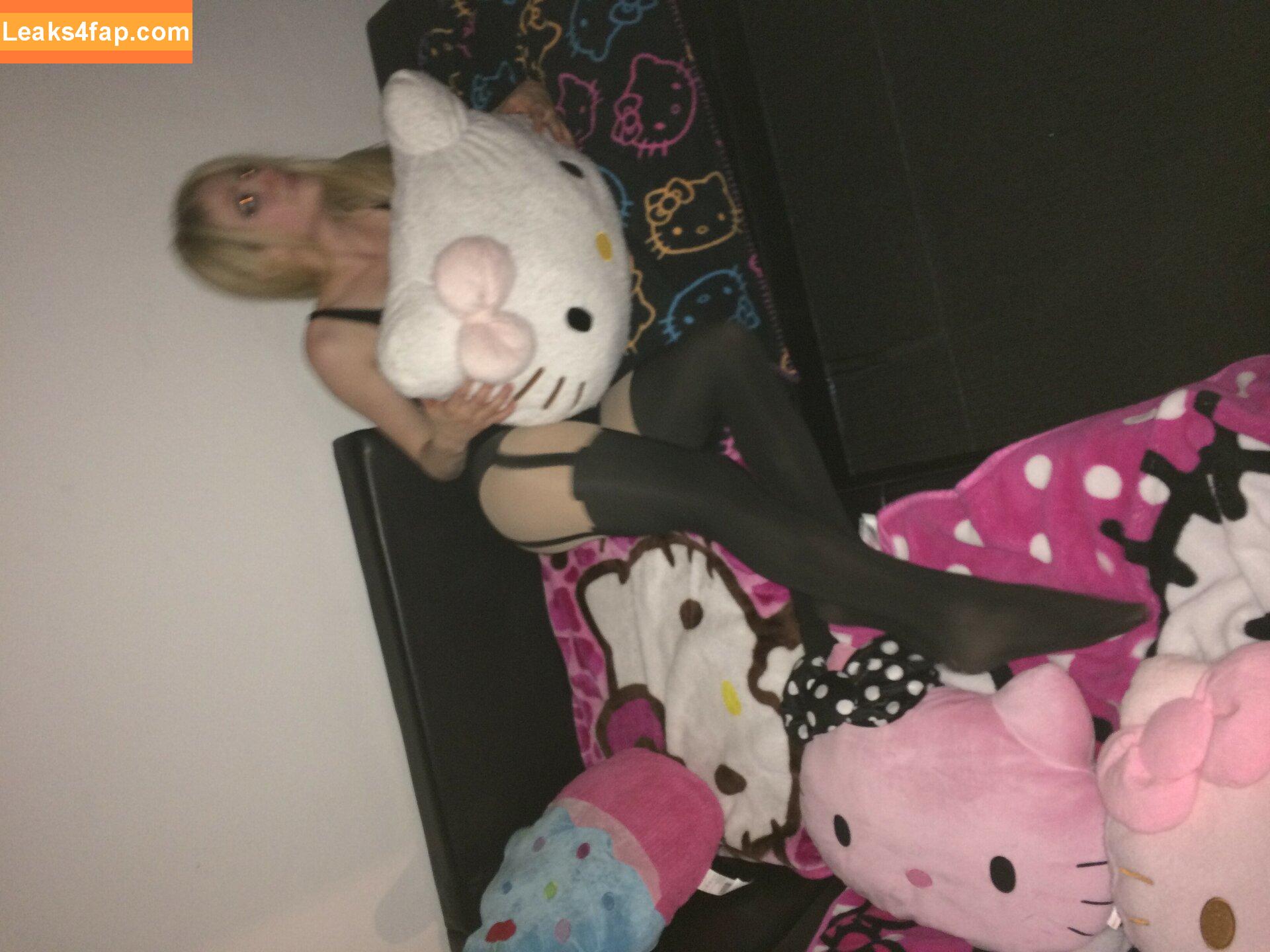 Avril Lavigne / AvrilLavigne leaked photo photo #0086