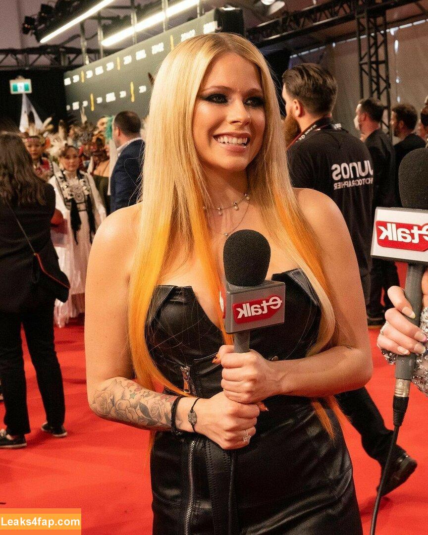 Avril Lavigne / AvrilLavigne leaked photo photo #0141