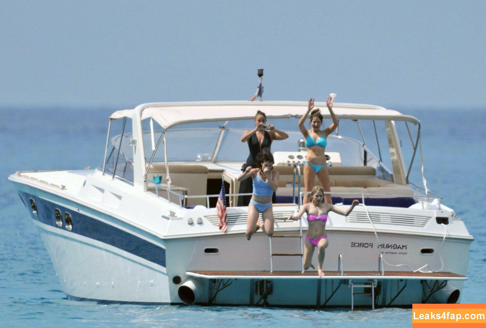 Avril Lavigne / AvrilLavigne leaked photo photo #0144