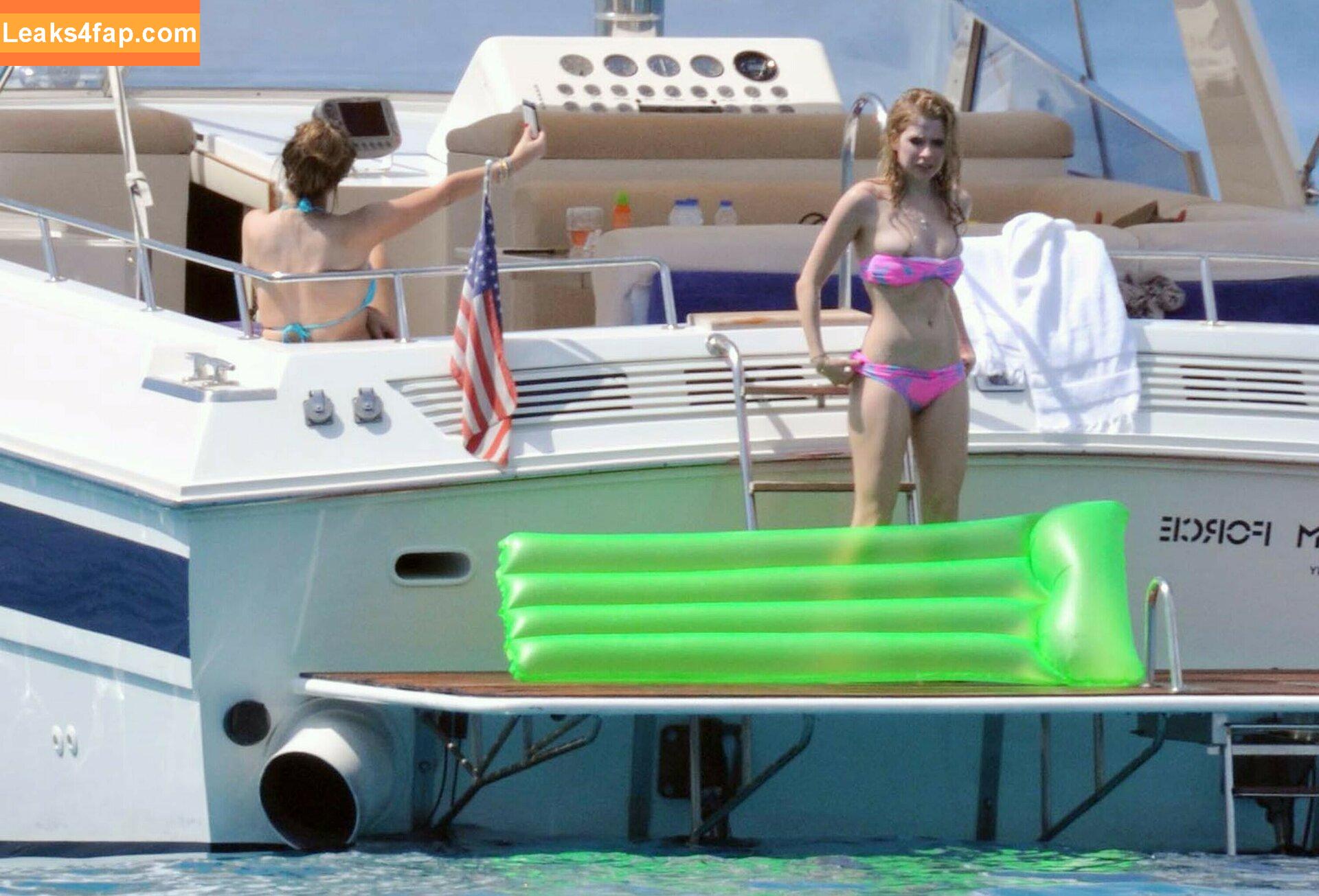 Avril Lavigne / AvrilLavigne leaked photo photo #0148