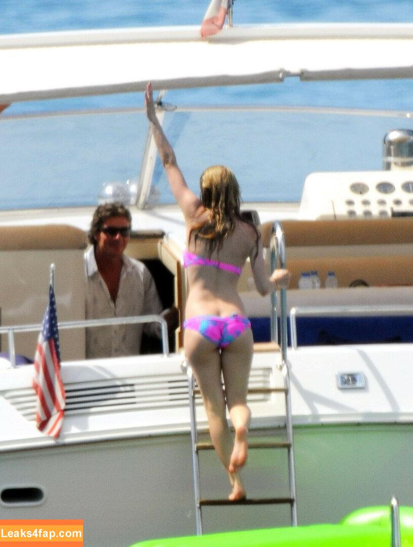 Avril Lavigne / AvrilLavigne leaked photo photo #0149