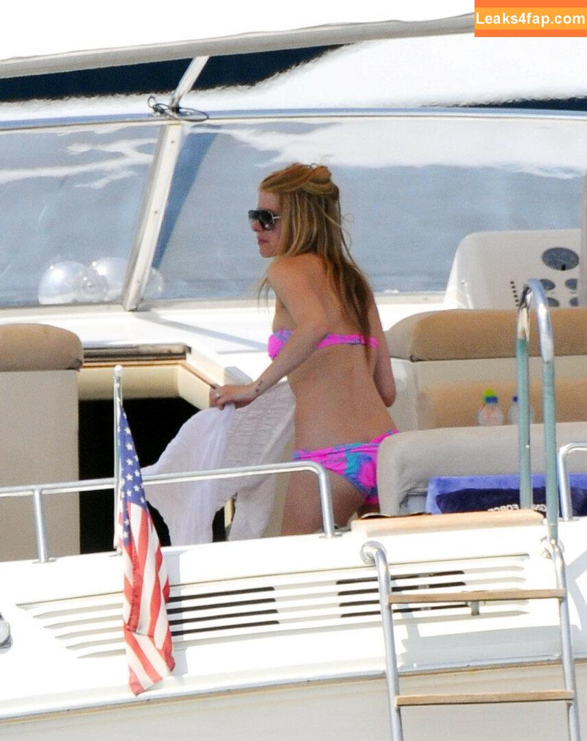 Avril Lavigne / AvrilLavigne leaked photo photo #0158