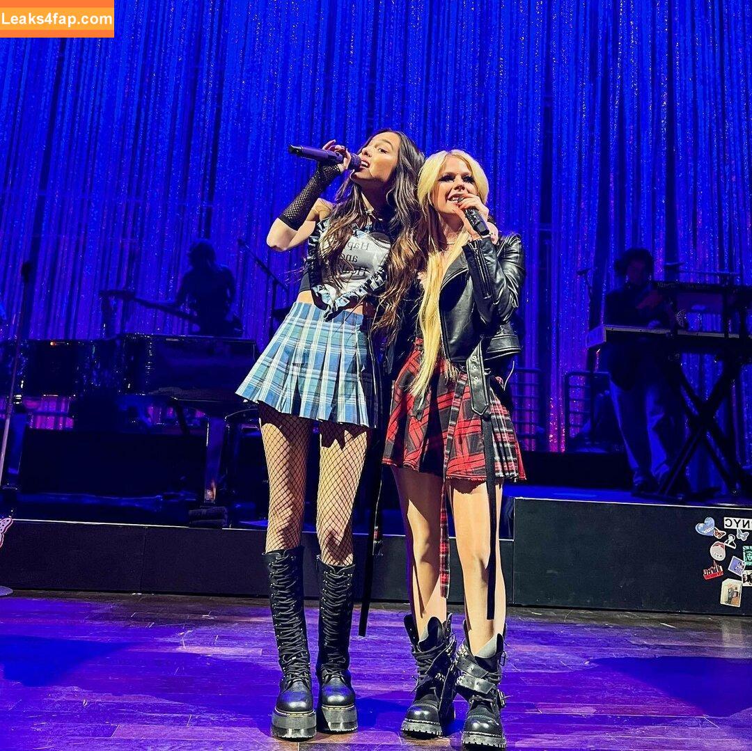 Avril Lavigne / AvrilLavigne leaked photo photo #0174