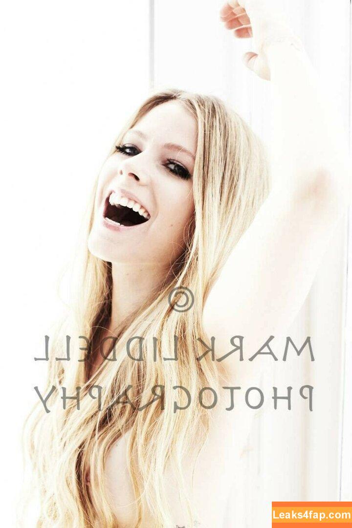 Avril Lavigne / AvrilLavigne leaked photo photo #0186