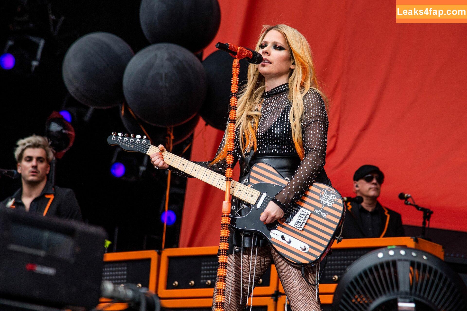 Avril Lavigne / AvrilLavigne leaked photo photo #0195