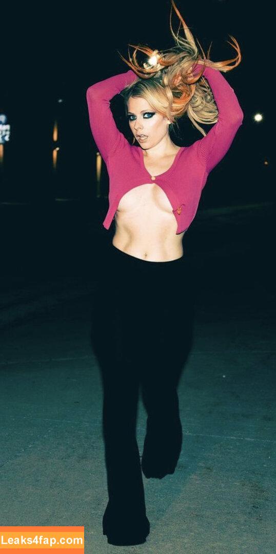 Avril Lavigne / AvrilLavigne leaked photo photo #0210