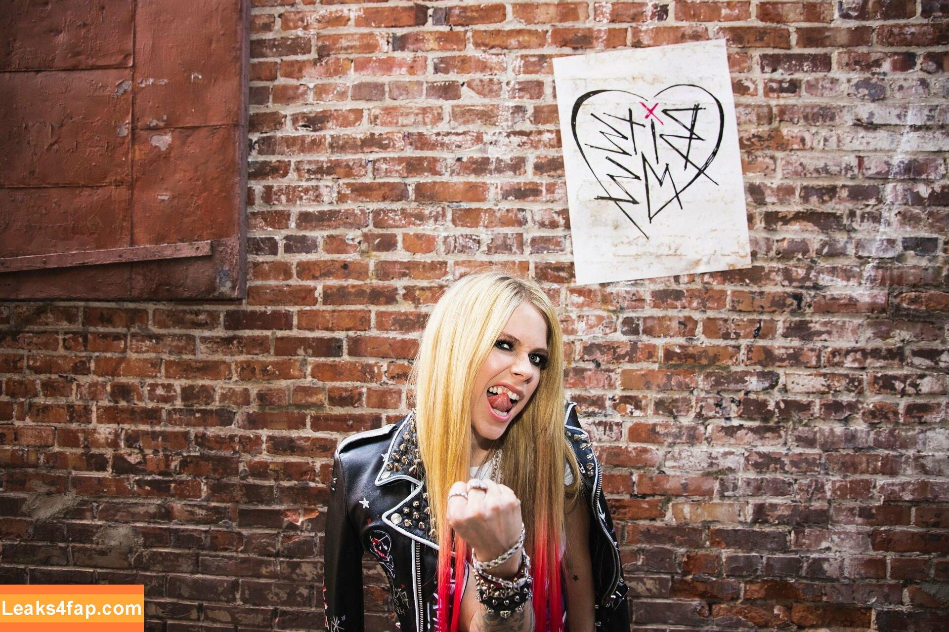 Avril Lavigne / AvrilLavigne leaked photo photo #0218