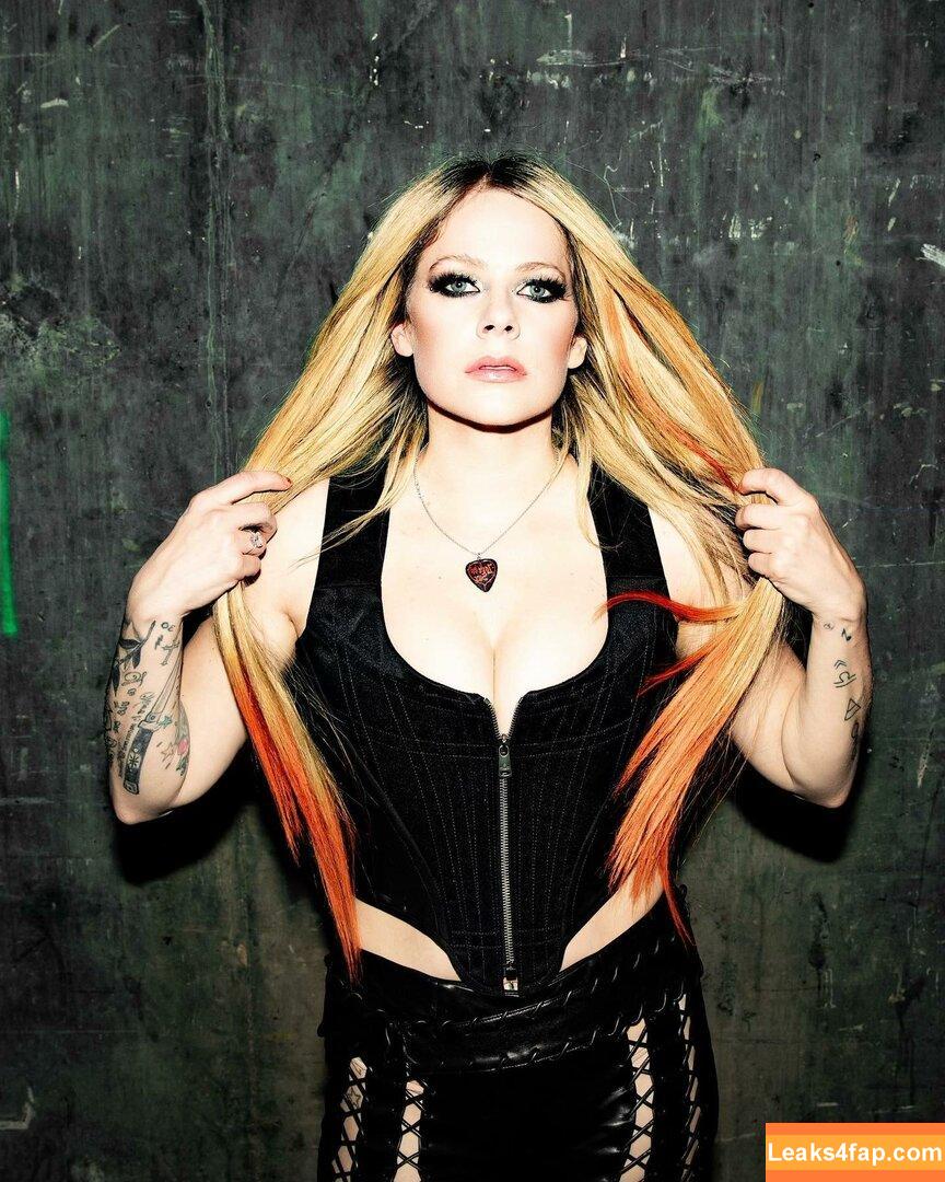 Avril Lavigne / AvrilLavigne leaked photo photo #0302