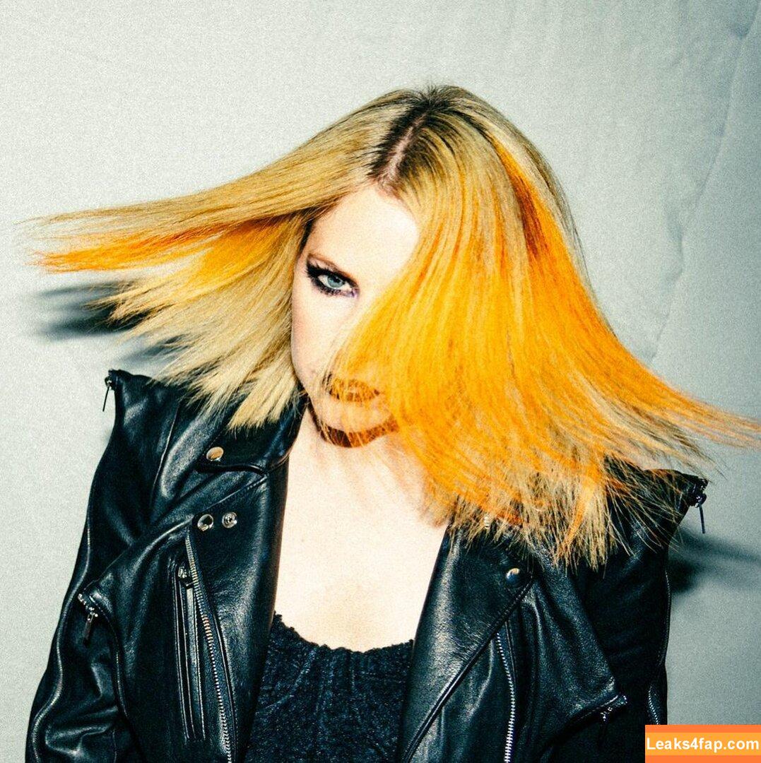 Avril Lavigne / AvrilLavigne leaked photo photo #0308