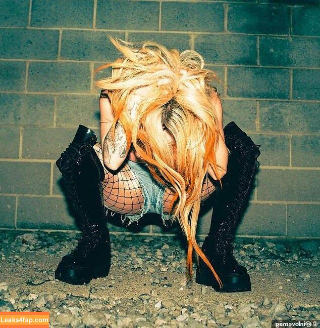 Avril Lavigne / AvrilLavigne leaked photo photo #0411
