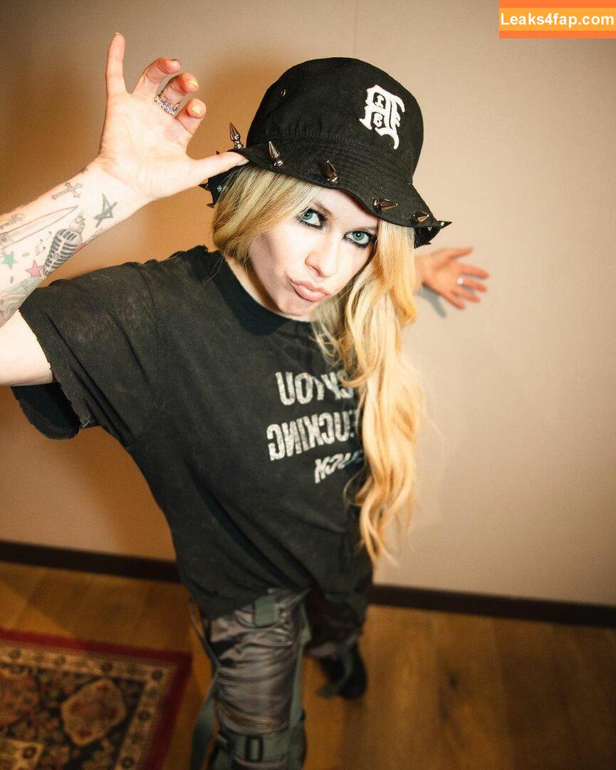 Avril Lavigne / AvrilLavigne leaked photo photo #0472