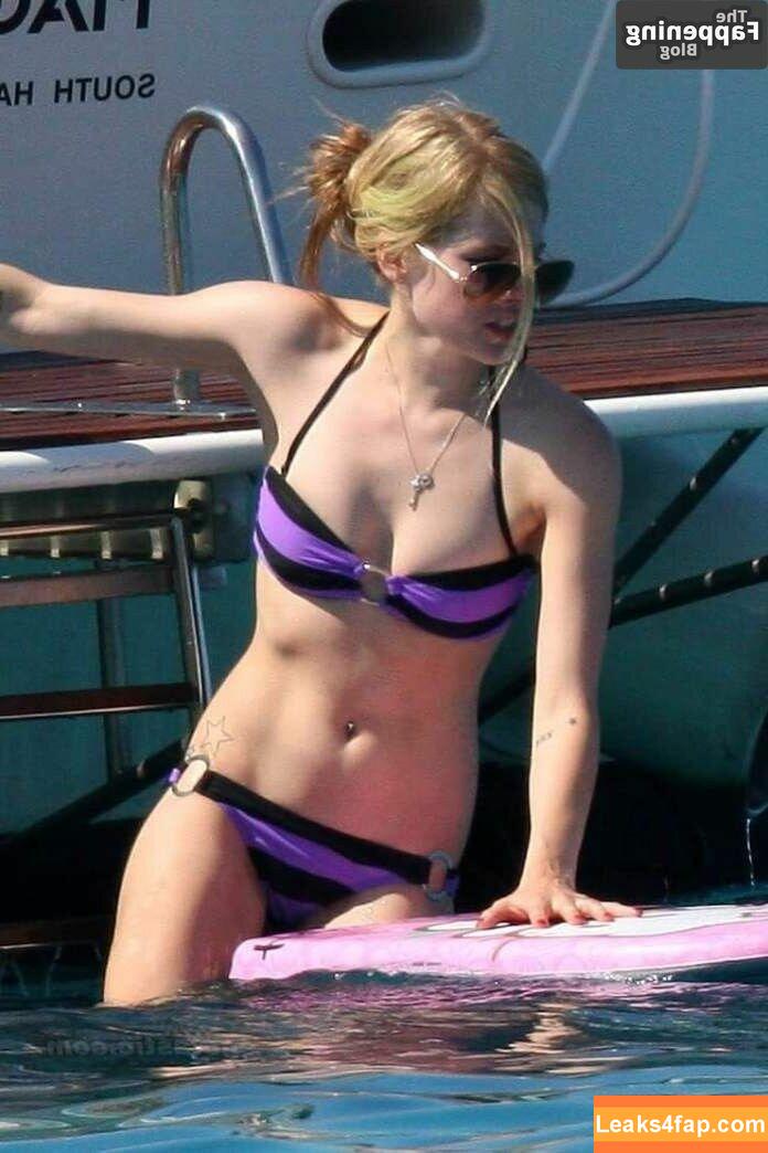 Avril Lavigne / AvrilLavigne leaked photo photo #0543