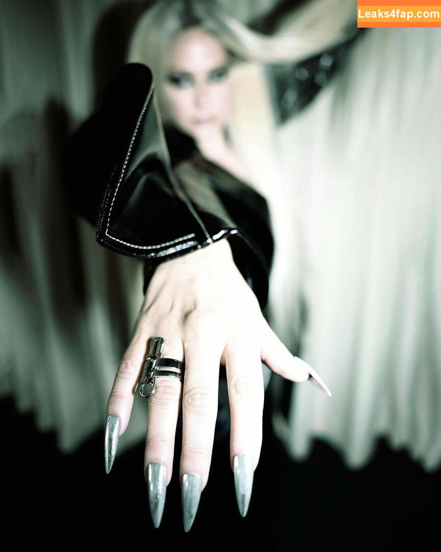 Avril Lavigne / AvrilLavigne leaked photo photo #0544