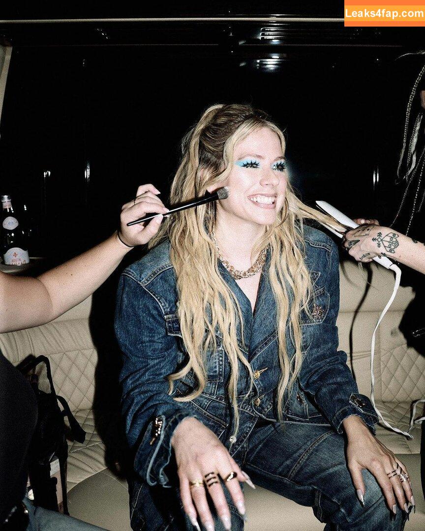 Avril Lavigne / AvrilLavigne leaked photo photo #0560