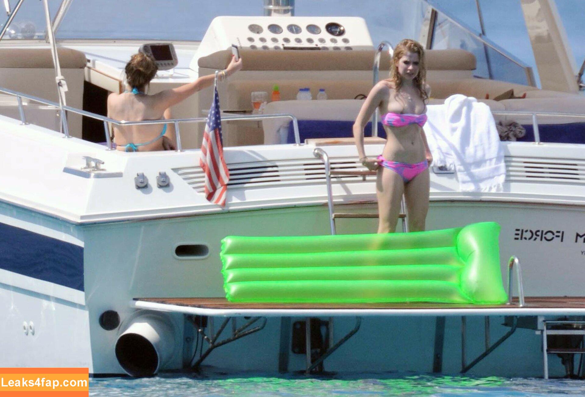 Avril Lavigne / AvrilLavigne leaked photo photo #0594