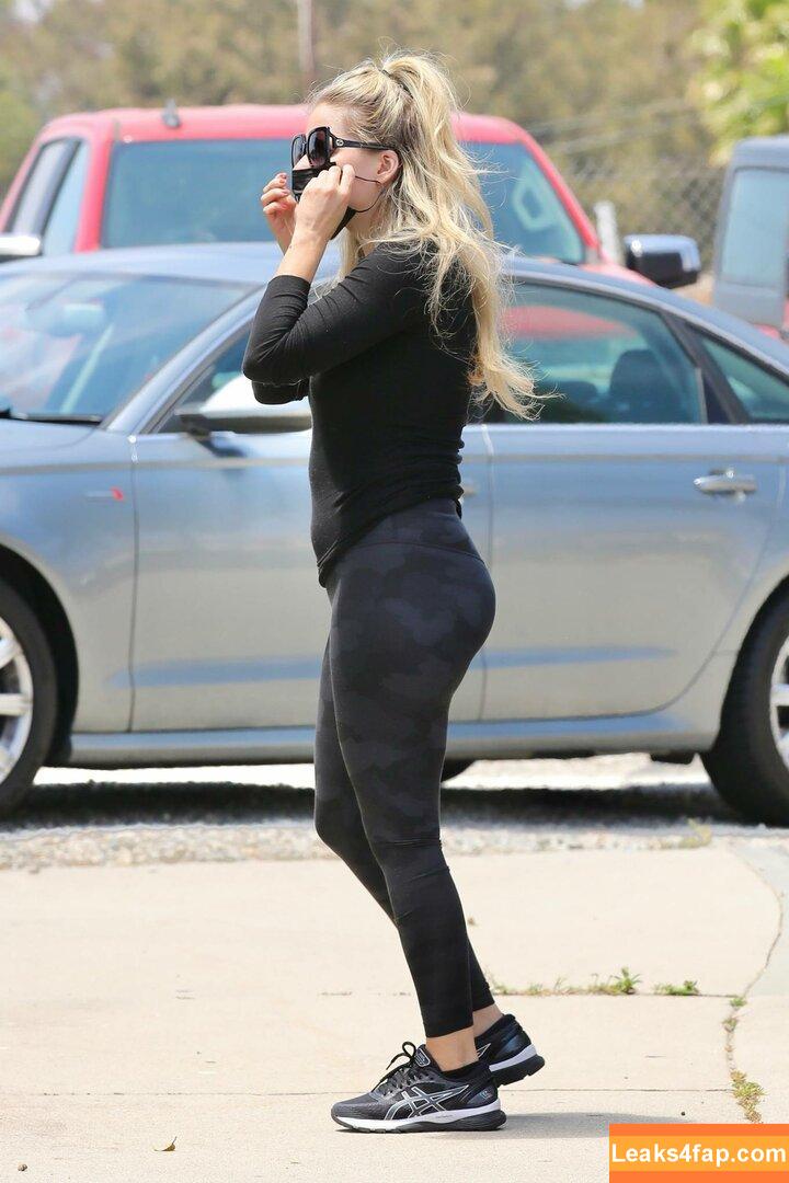 Avril Lavigne / AvrilLavigne слитое фото фото #0643