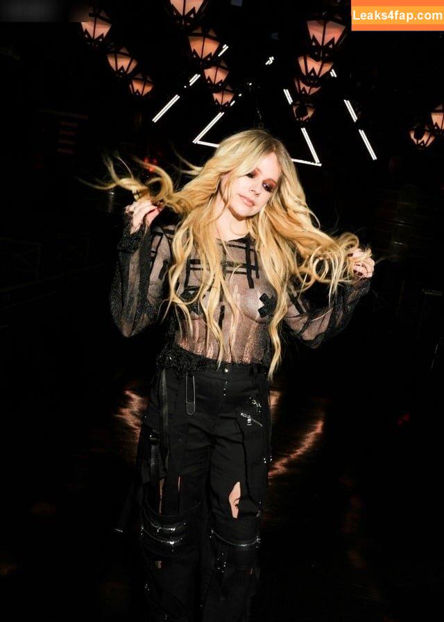 Avril Lavigne / 70927915  /  AvrilLavigne leaked photo photo #0875