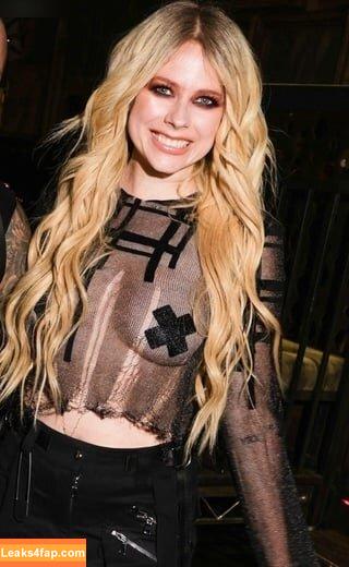 Avril Lavigne / 70927915  /  AvrilLavigne leaked photo photo #0876