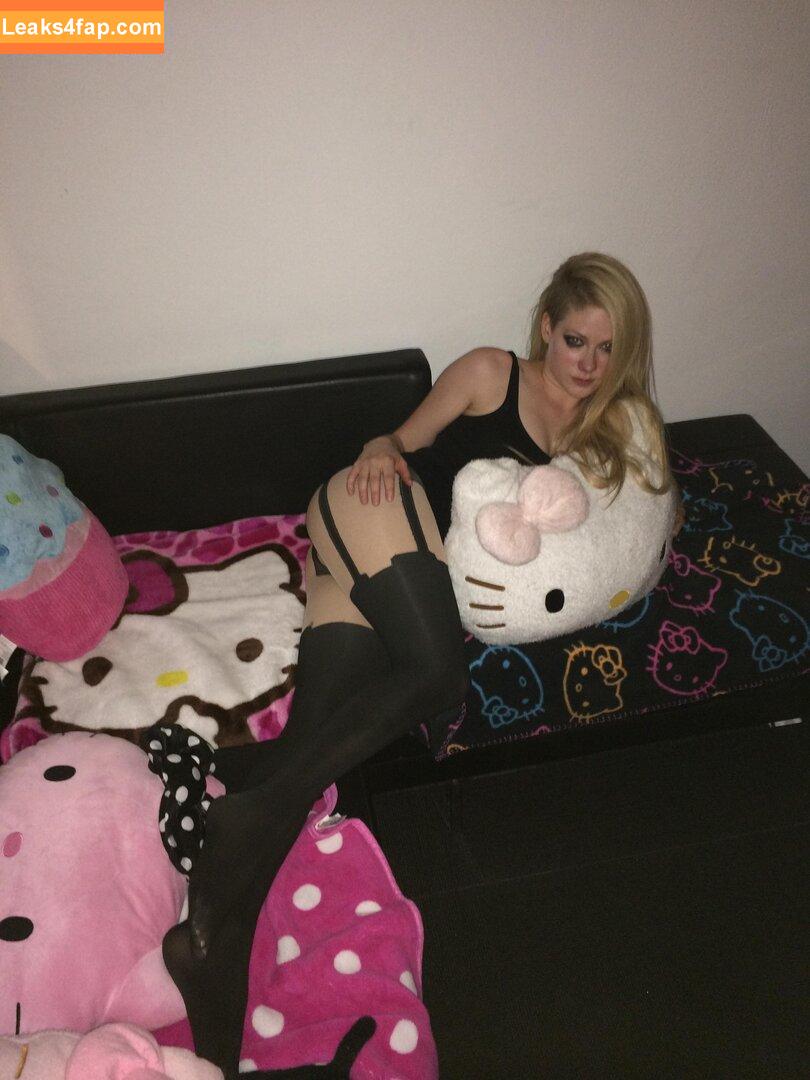 Avril Lavigne / 70927915 / AvrilLavigne leaked photo photo #0973